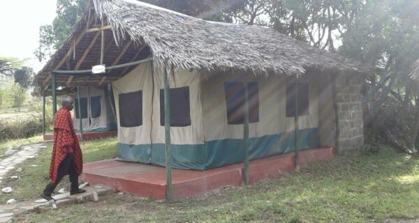 safari in Kenya Africa tented camp accommodation